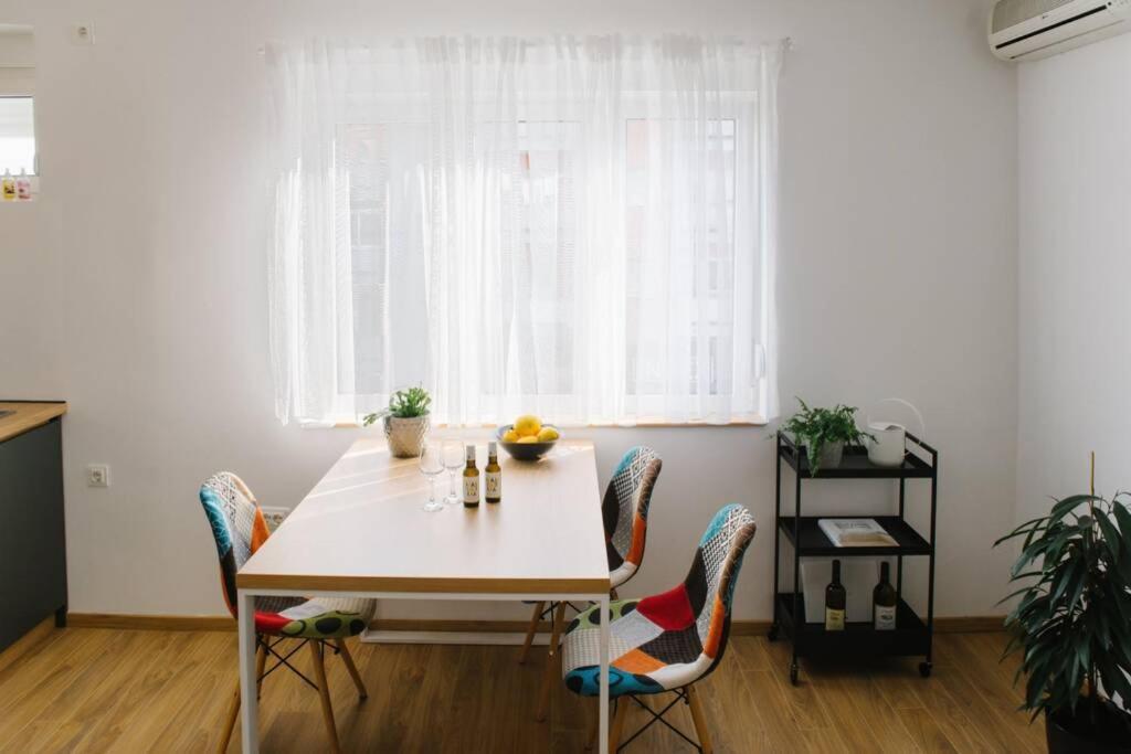 Millennium Bridge Cozy Apartment Top Location Podgorica Bagian luar foto