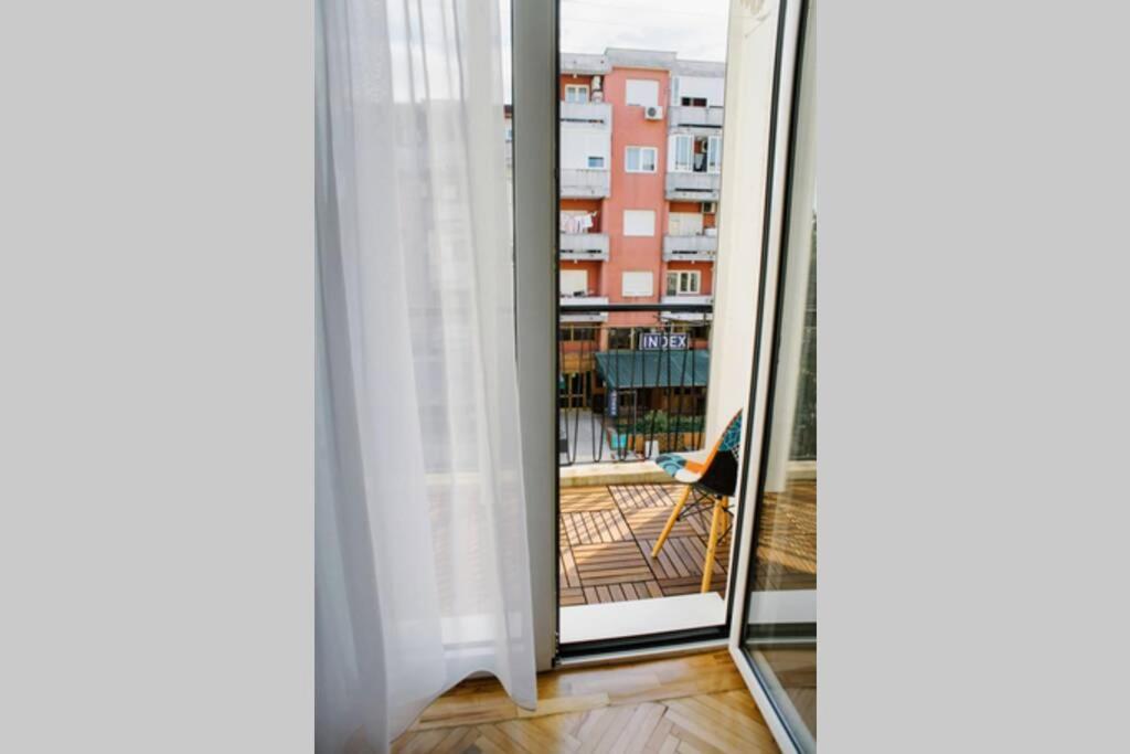 Millennium Bridge Cozy Apartment Top Location Podgorica Bagian luar foto
